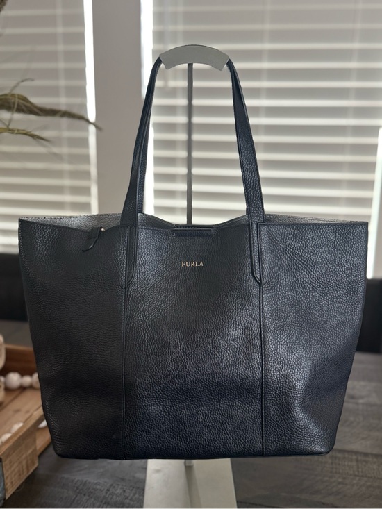 Furla Handbags - Furla Black Pebbled Leather Tote